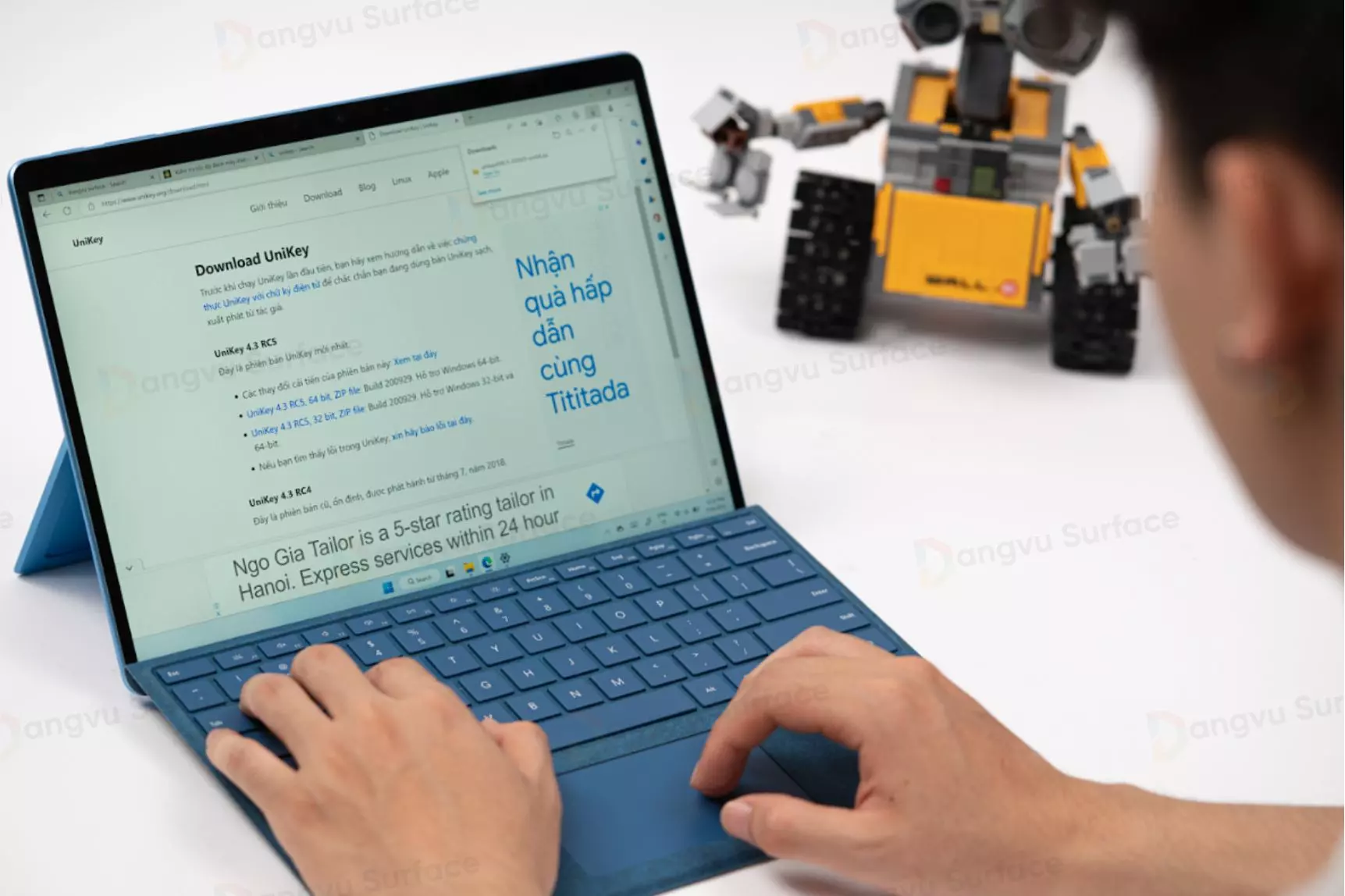 Surface Pro 9 tương thích tốt với các phiên bản bàn phím của dòng Surface Pro