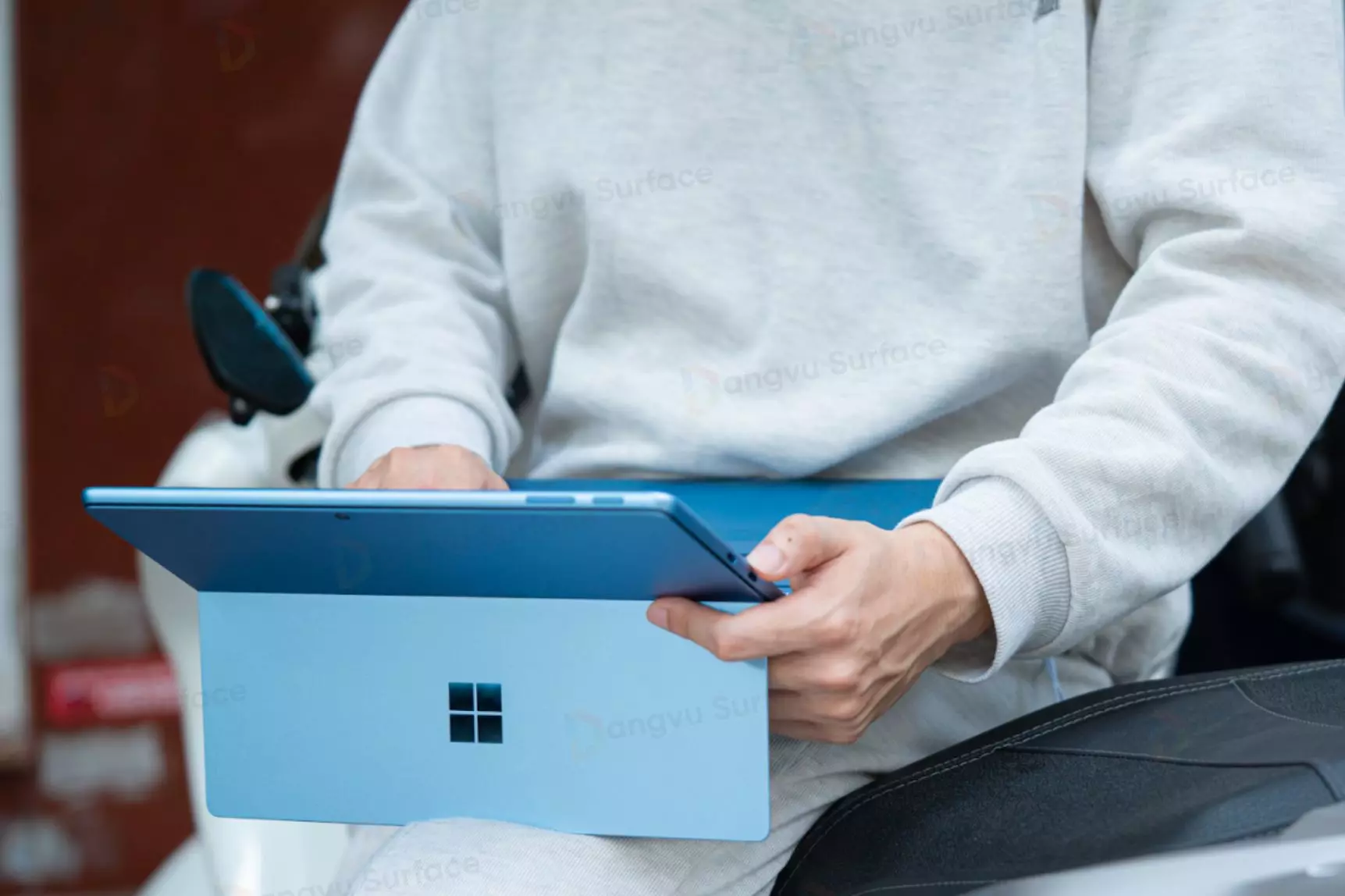 Mua Surface Pro 9 giúp tiết kiệm chi phí