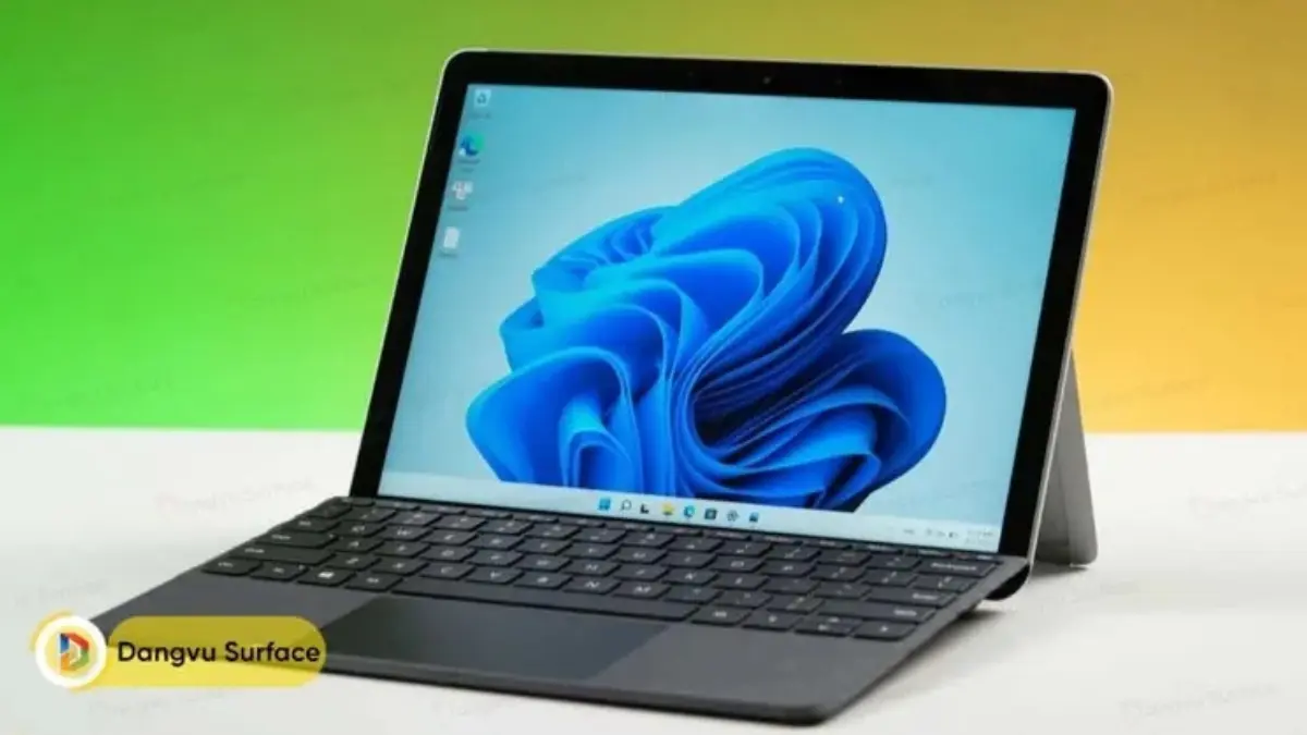 Surface Go 4 chạy hệ điều hành Windows 11 Pro
