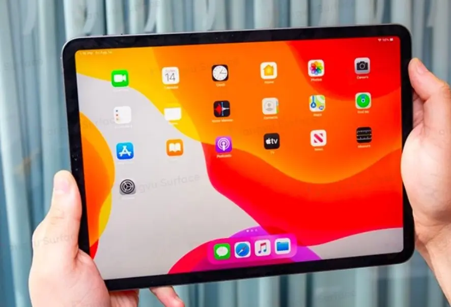 iPad Pro 11 sử dụng hệ điều hành iPadOS