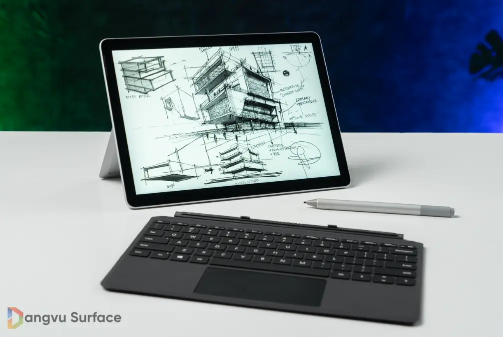 Surface Go 4 hỗ trợ bàn phím Type Cover và bút Surface Pen