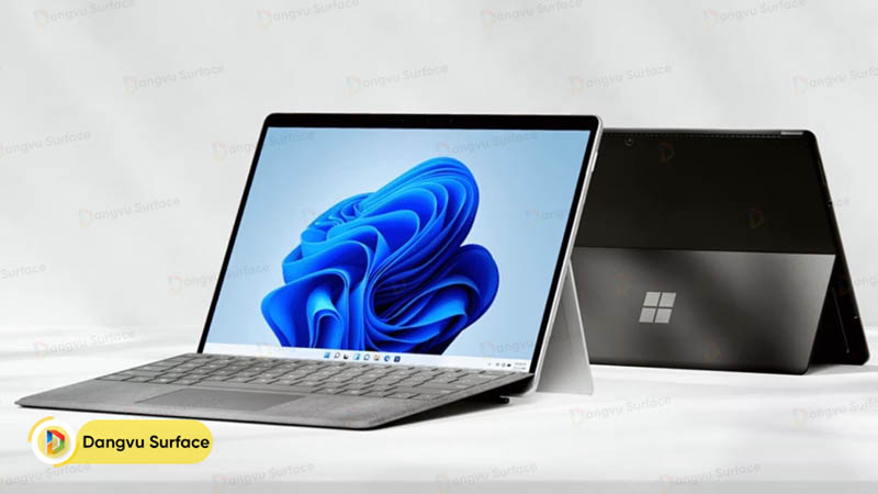 Surface Pro 10, thiết bị cũng sở hữu 2 gam màu sắc là Platinum (Bạch kim) và Black (Đen)