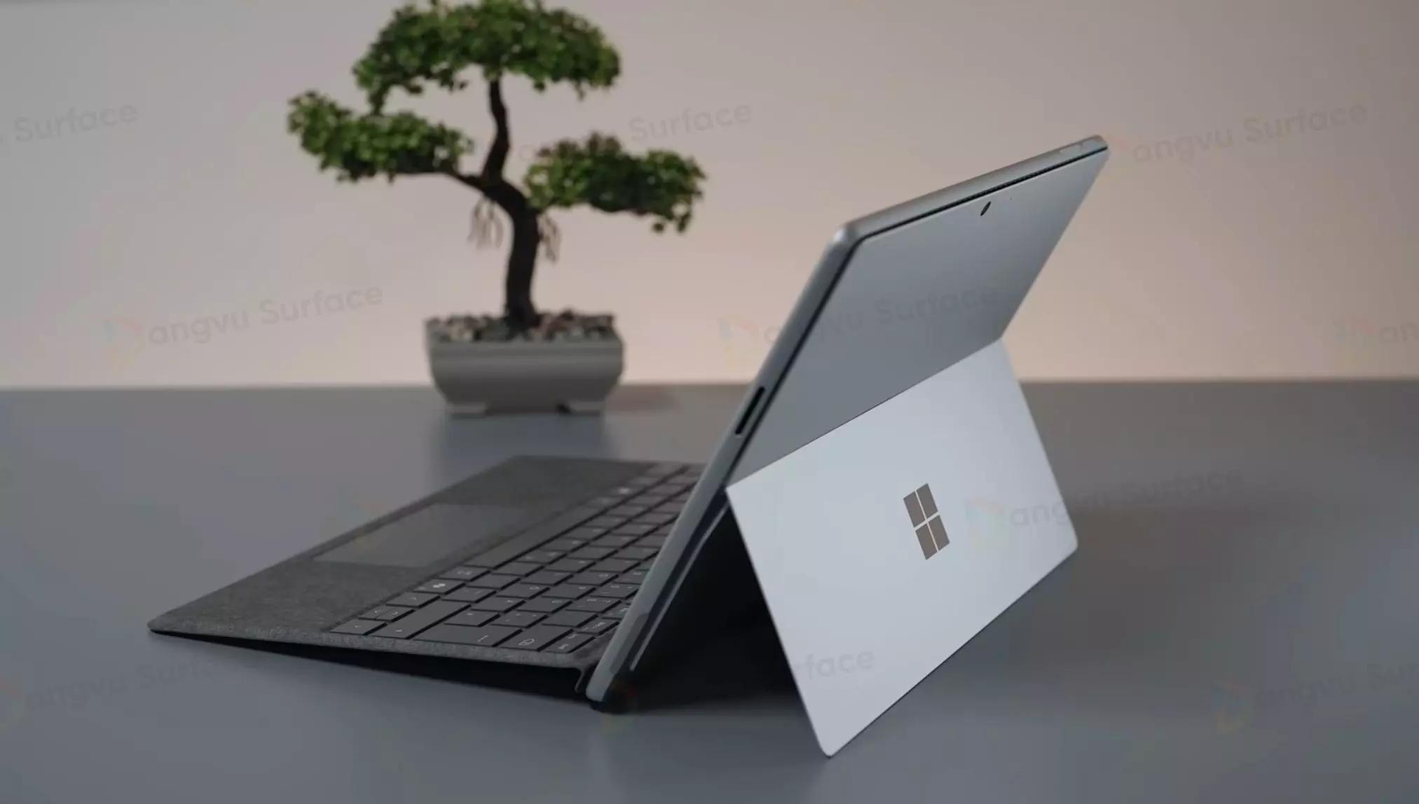 Thiết kế Surface Pro 11 có thể chuyển đổi sang 2 kiểu khác nhau