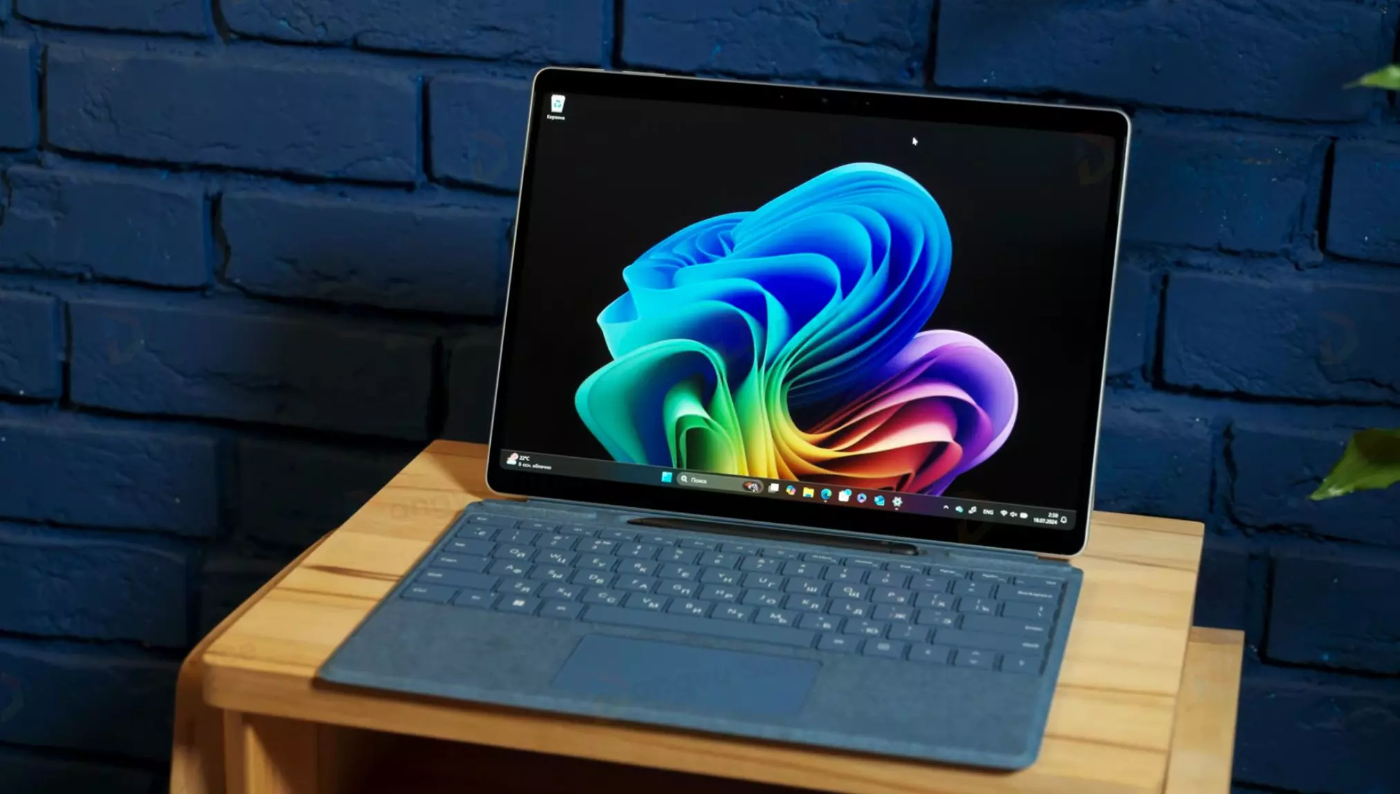 Surface Pro 11 là chiếc Laptop Ultrabook 2in1 linh hoạt