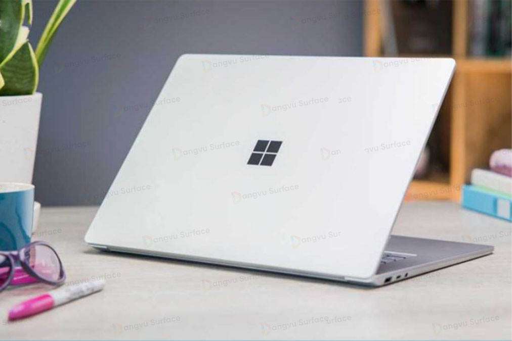Trên tay Surface Laptop 6