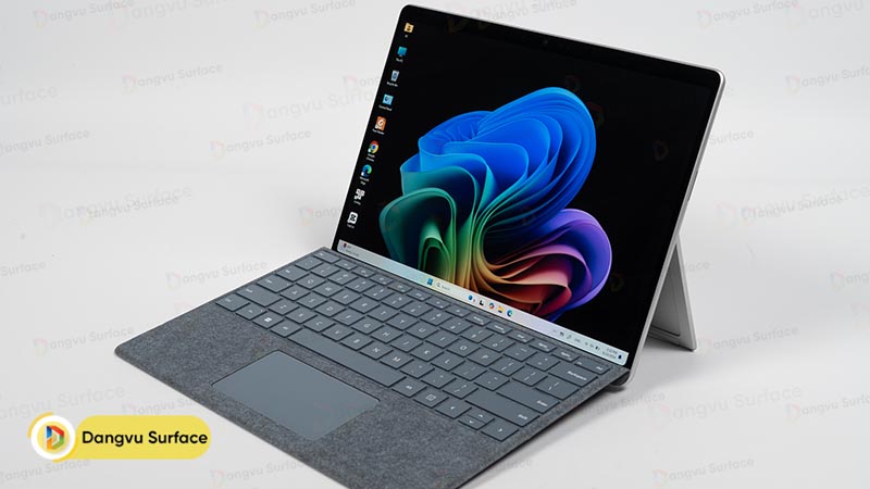 Surface Pro 11 là chiếc laptop với nhiều ưu điểm vượt trội