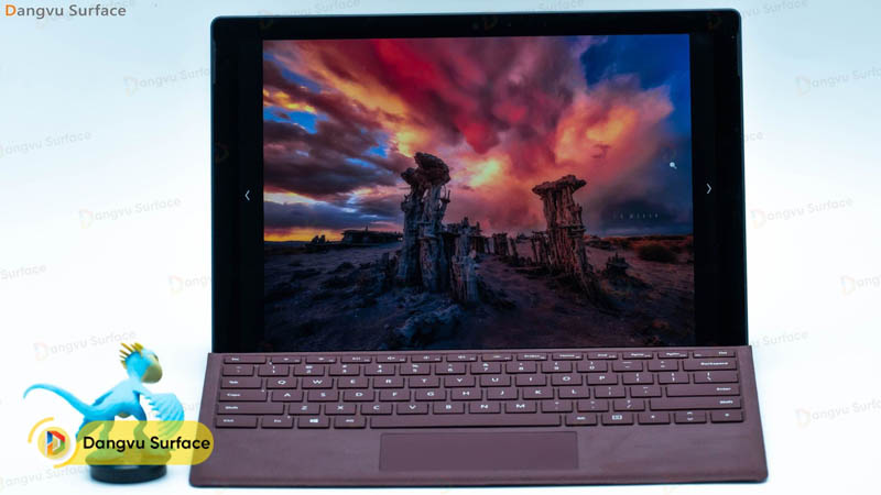 Surface Pro 6 vẫn được ưa thích