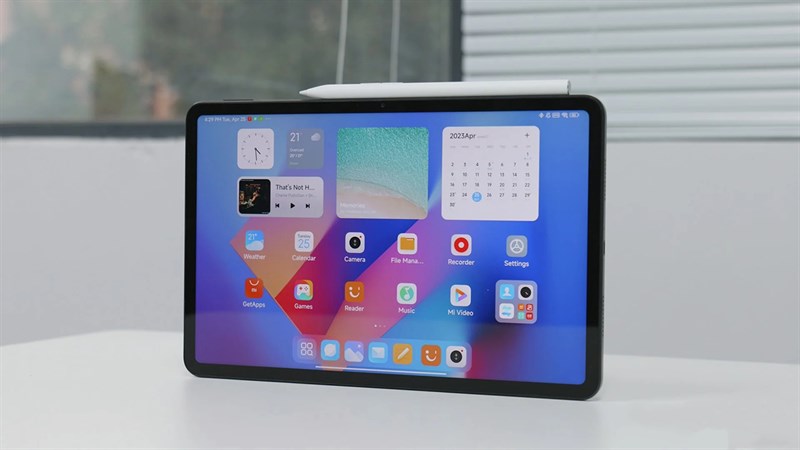 hệ điều hành MIUI Pad 14 - Android 13 của Xiaomi Mi Pad 6 Pro thì cung cấp quyền truy cập vào đa dạng ứng dụng được download từ Google Play
