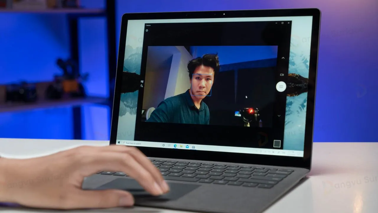 Camera trên Laptop Surface 6 13.5 inch sắc nét