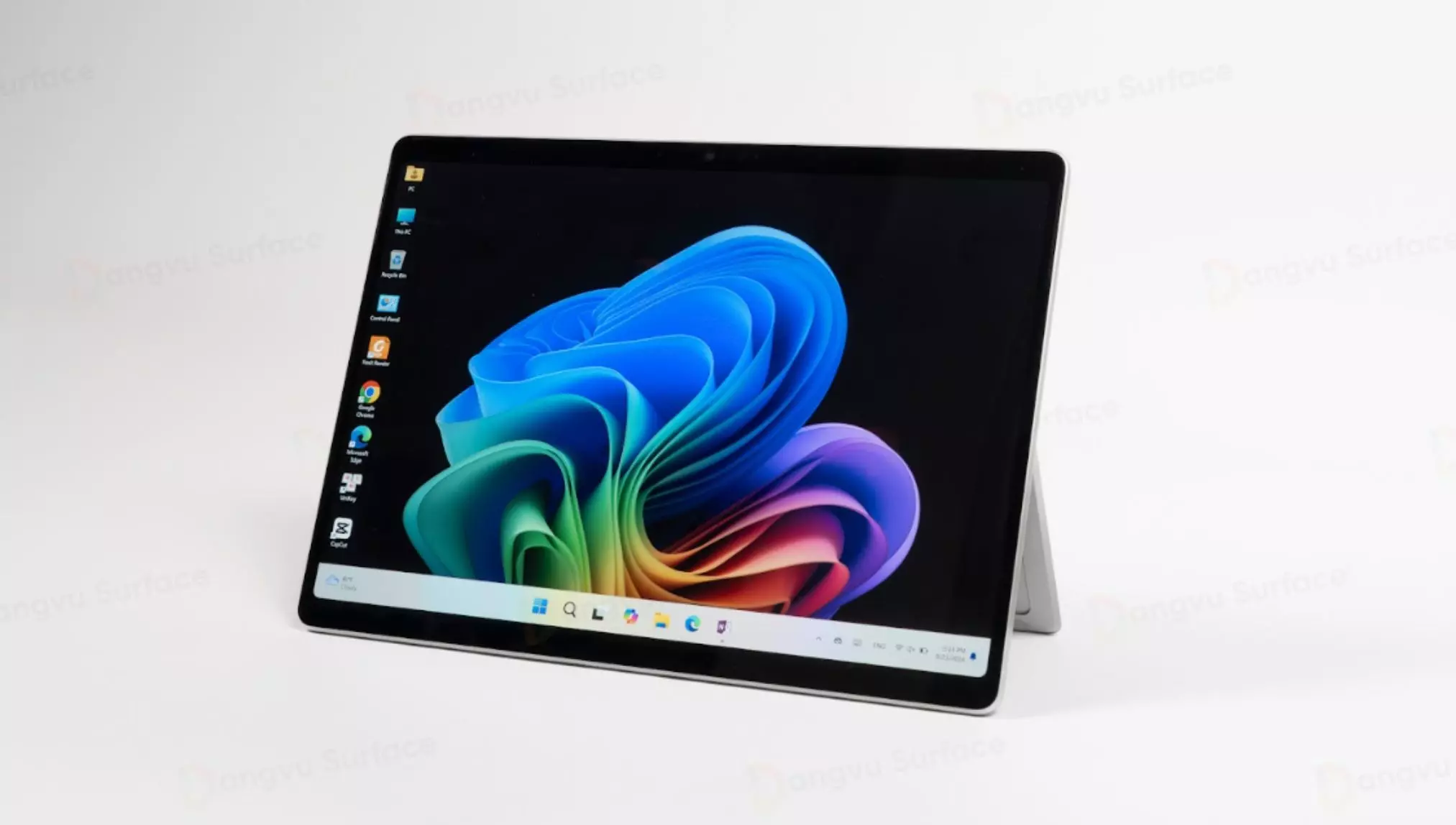 Surface Pro 11 Refurbished Certified giúp người dùng tiết kiệm đáng kể chi phí mà vẫn sở hữu được sản phẩm chất lượng