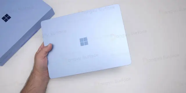 Nên lựa chọn Thinkpad x1 gen 12 vs Surface Laptop 7