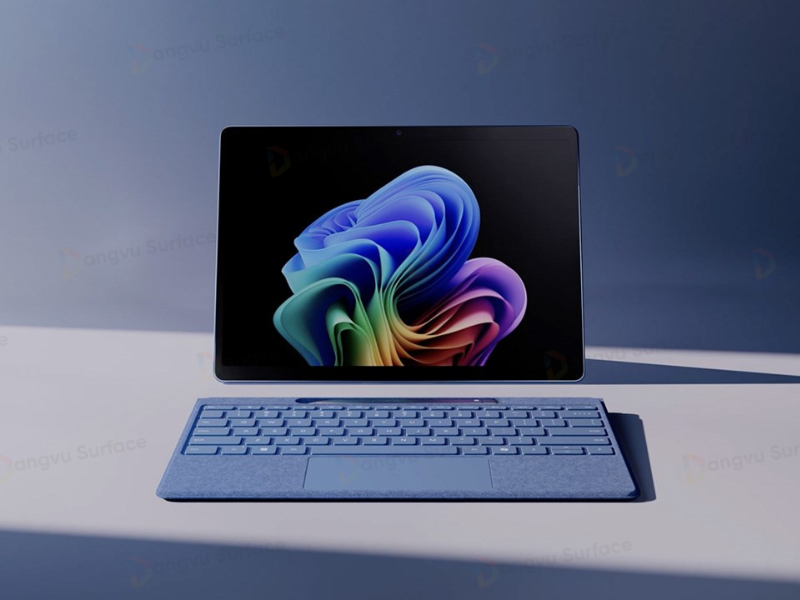 Surface Pro 11 tích hợp tiêu chuẩn Display HDR True Black 600