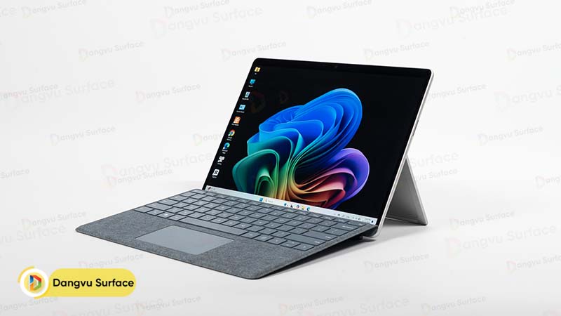 Surface Pro 11 là chiếc ultrabook mỏng nhẹ đáng sở hữu năm 2024