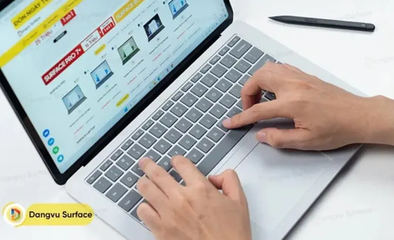 Bàn Phím Và Touchpad của Surface Laptop Studio 2