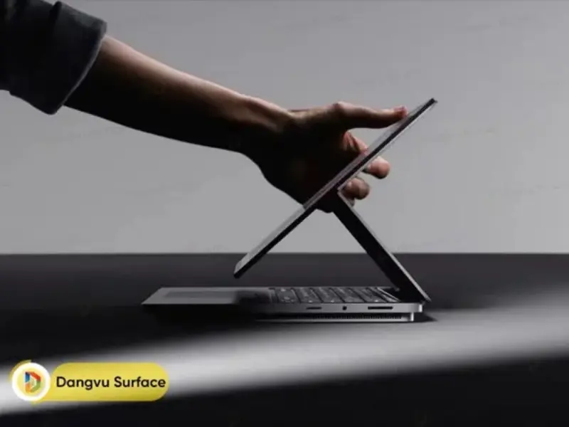 Điểm nhấn lớn nhất của Surface Laptop Studio 2 chính là thiết kế hai tầng