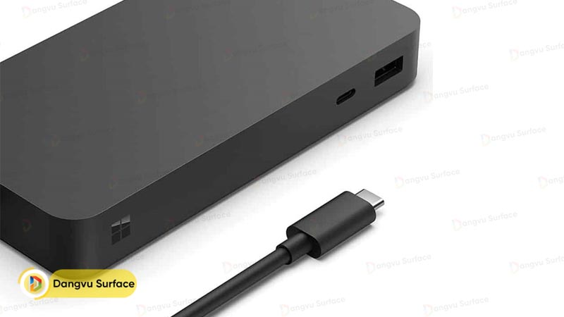 Mặt còn lại của Surface Thunderbolt 4 Dock