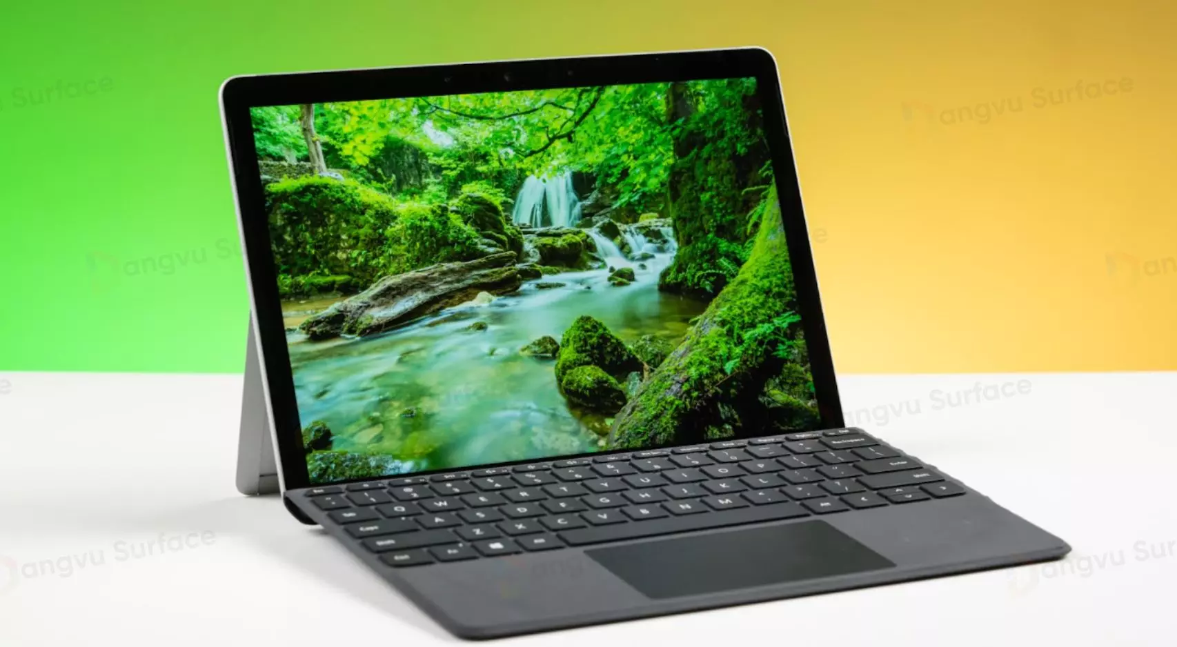 Surface Go 3 có thiết kế mỏng nhẹ