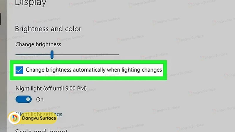 Đặt độ sáng thay đổi tự động