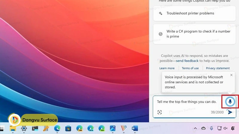 Đặt câu hỏi bằng giọng nói trên Copilot