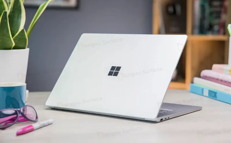 Surface Laptop 5