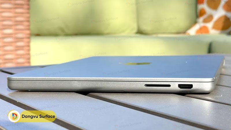 Bố trí cổng kết nối trên Macbook Pro 14 M3