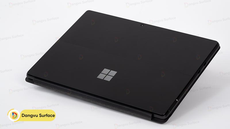 Surface Pro 9 - Laptop 2 in 1 linh hoạt