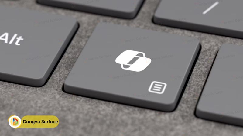 hai sản phẩm Surface đầu tiên được tích hợp phím Copilot tiện lợi ngay trên bàn phím.