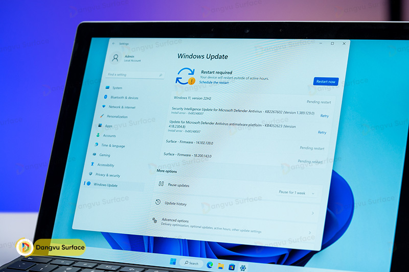 Cách update Surface Pro 7+ 