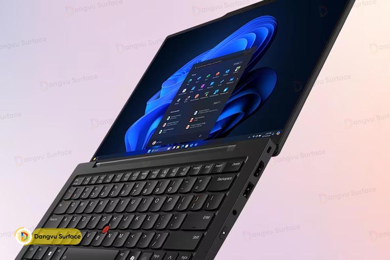 ThinkPad X1 Carbon Gen 13 Aura Edition hiện không có nhiều lựa chọn về RAM và dung lượng bộ nhớ