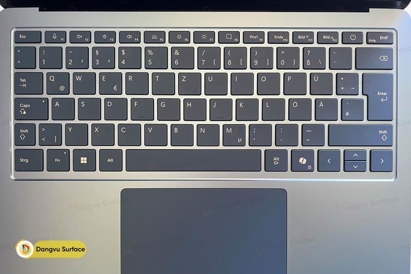 Bàn phím Laptop 7 được nâng cấp, trang bị thêm nút Copilot