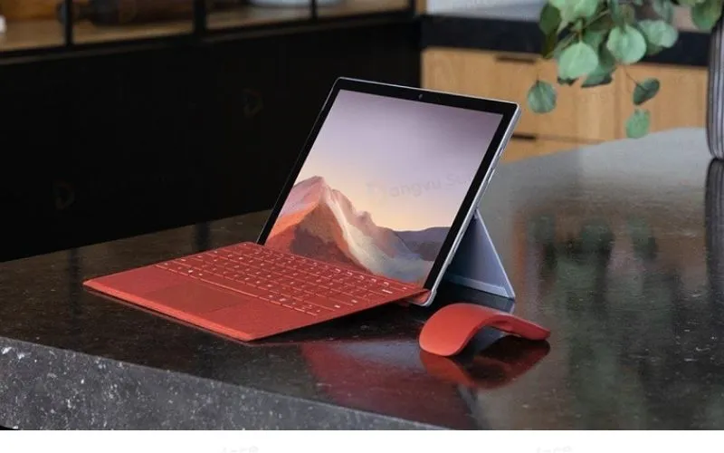 Microsoft Surface có tính năng ghi âm và tạo ghi chú