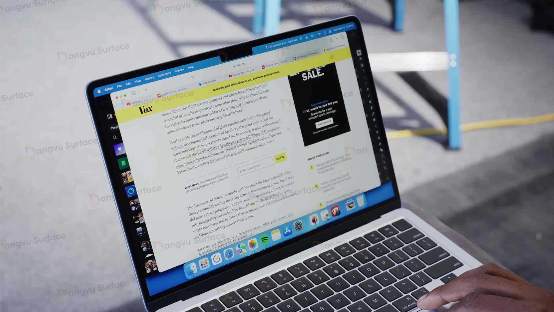 lợi thế lớn của Apple Silicon so với Windows đó là băng thông bộ nhớ lớn để thiết bị chạy mượt nên giúp thực hiện các tác vụ đa nhiệm tốt hơn.