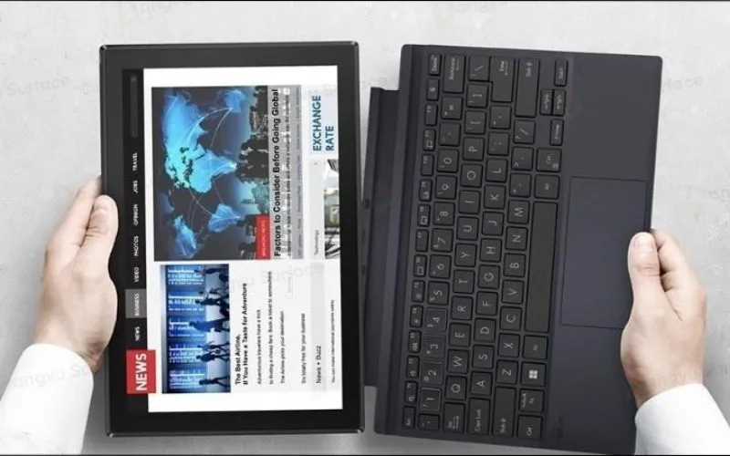 Người dùng nên làm sạch bàn phím hay các cổng kết nối có trên Surface