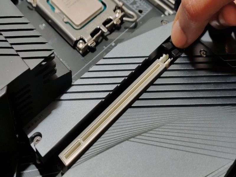 PCI Express 5.0 (PCIe 5.0)