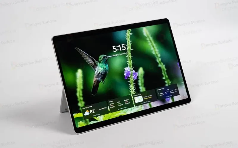 Màn hình cảm ứng của Surface sắc nét đem lại trải nghiệm nhìn ấn tượng