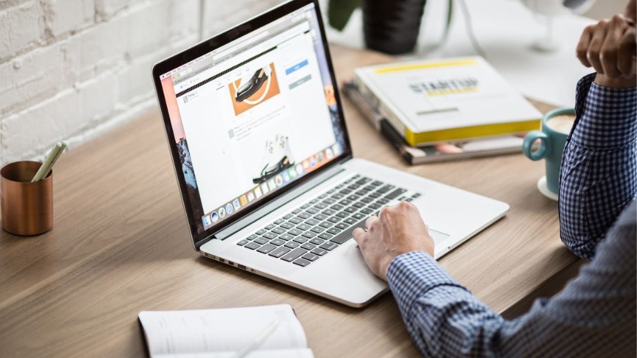 Các thiết bị máy tính xách tay Ultrabook những con chip có khả năng tối ưu điện năng tiêu thụ