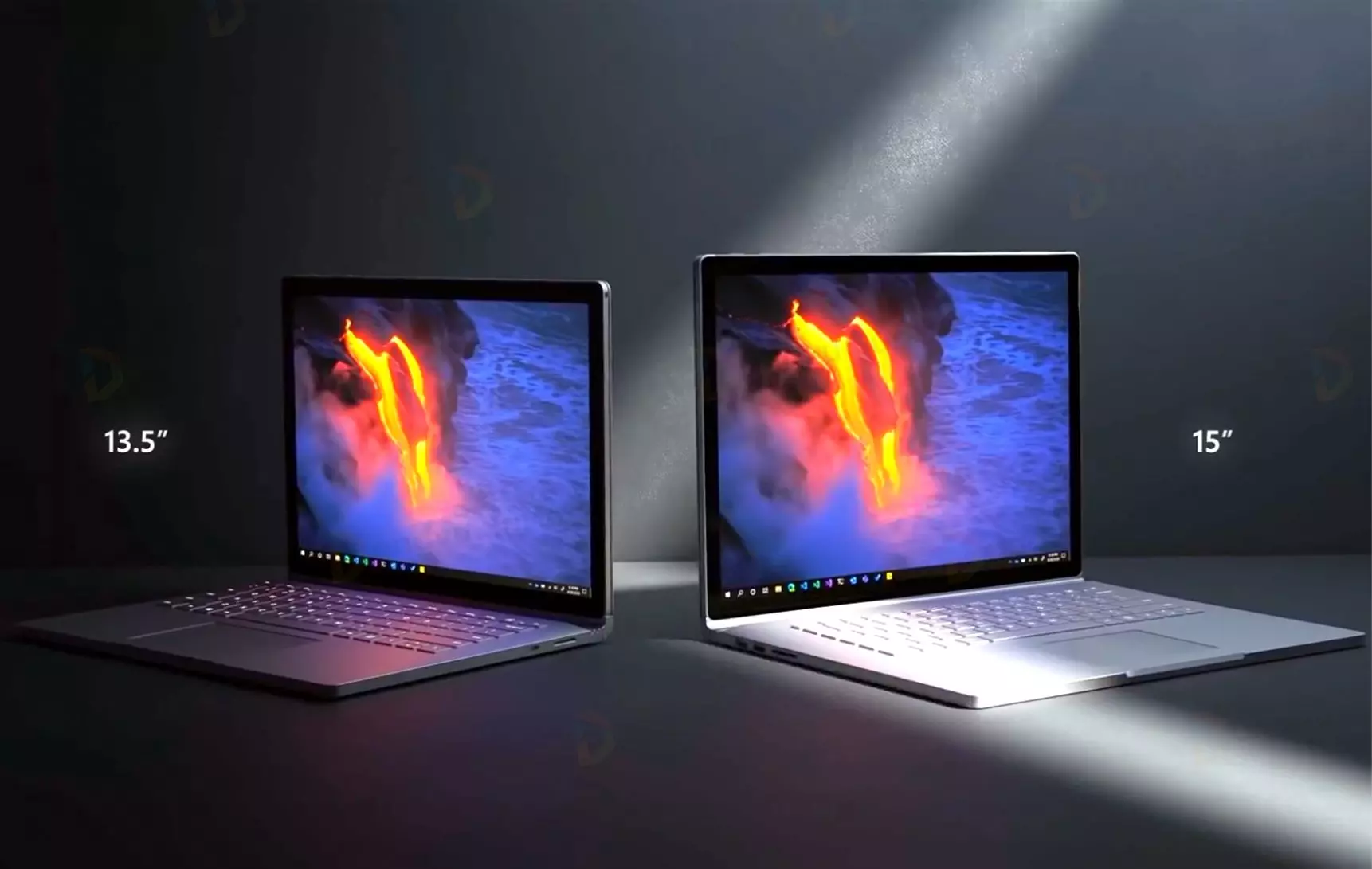 Surface Book 2 có 2 phiên bản kích thước 13.5 inch và 15 inch