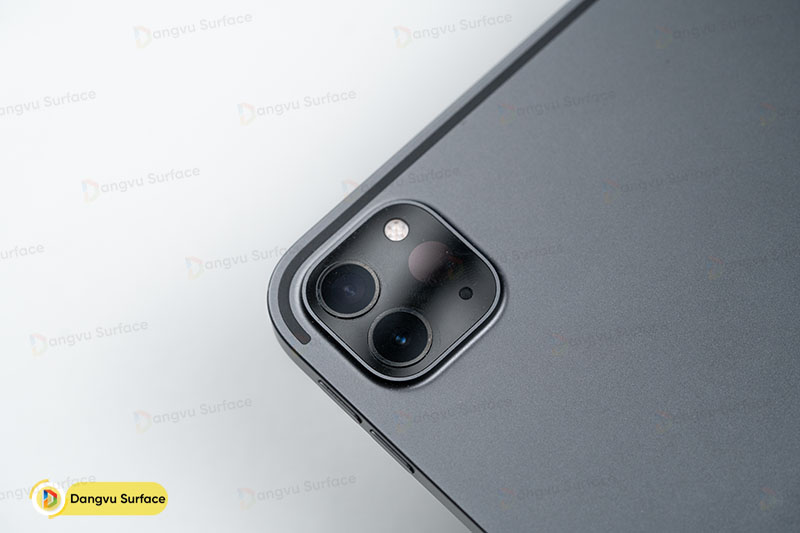 iPad Pro M2 trang bị hệ thống camera sau chất lượng