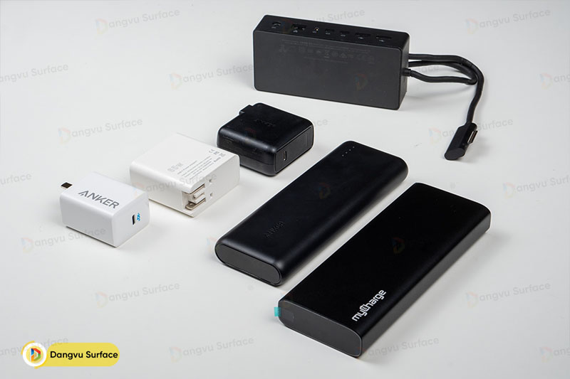 Với dung lượng lên đến 20.000mAh là con số lý tưởng, hiếm có cục sạc dự phòng nào vượt trội hơn