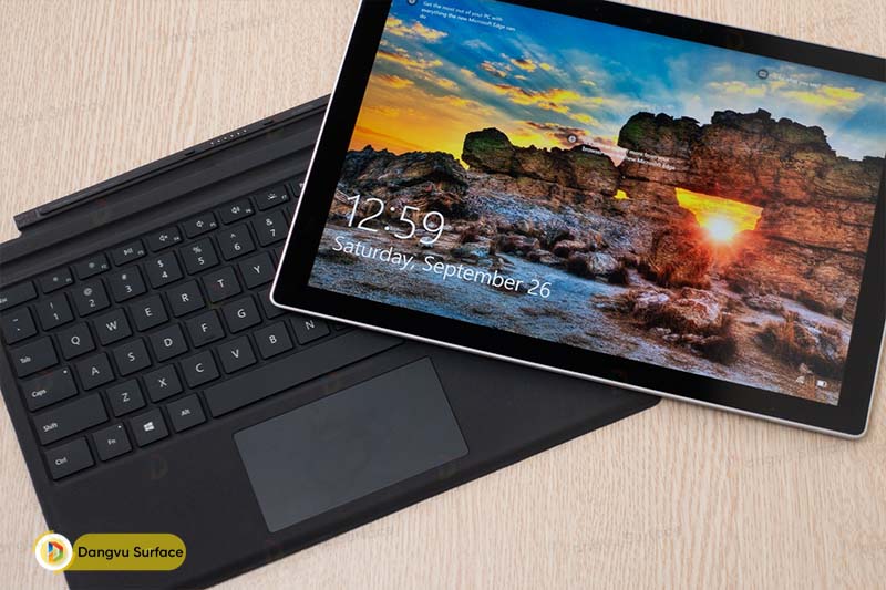 1 thiết bị 2in1 đẳng cấp nhất của nhà Microsoft Surface