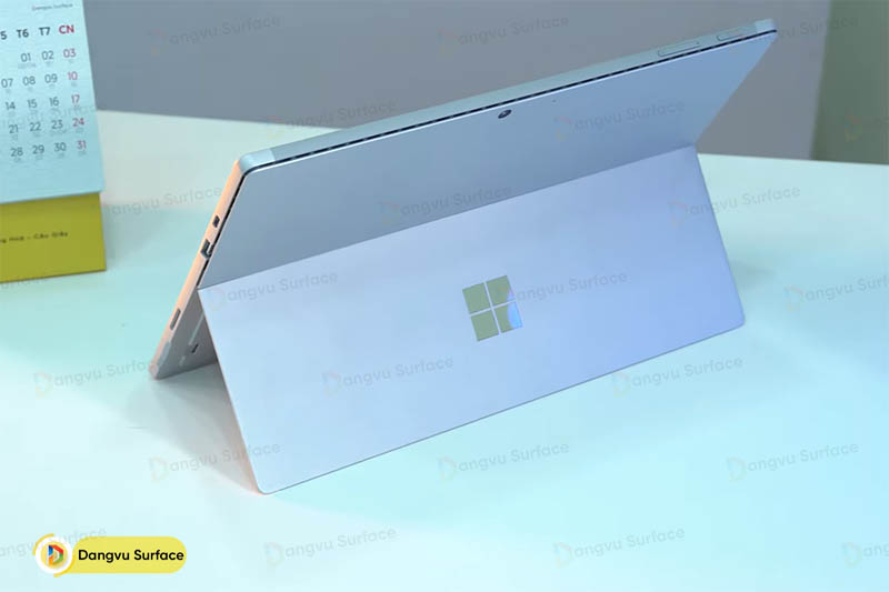 Surface Pro 5 thiết kế quá hoàn hảo khó có thể thay thế