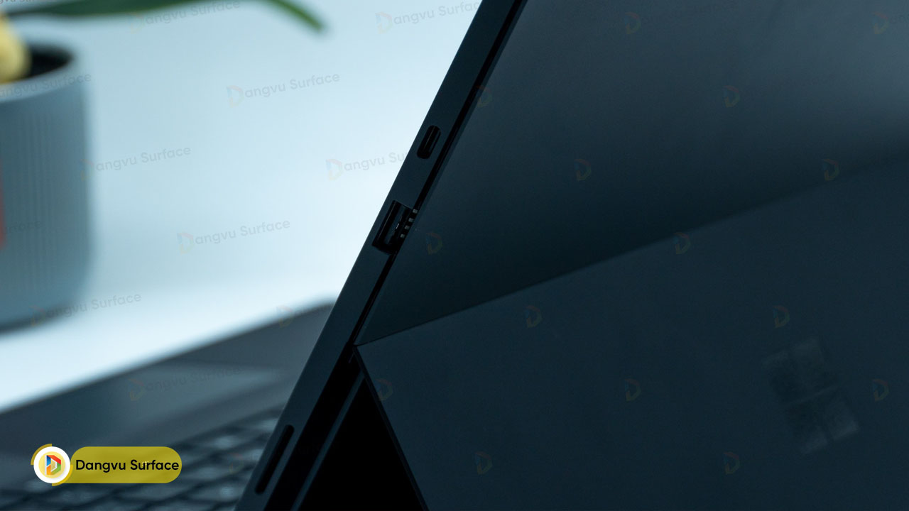 Các cổng kết nối trên Surface Pro 7 có đủ cho bạn dùng