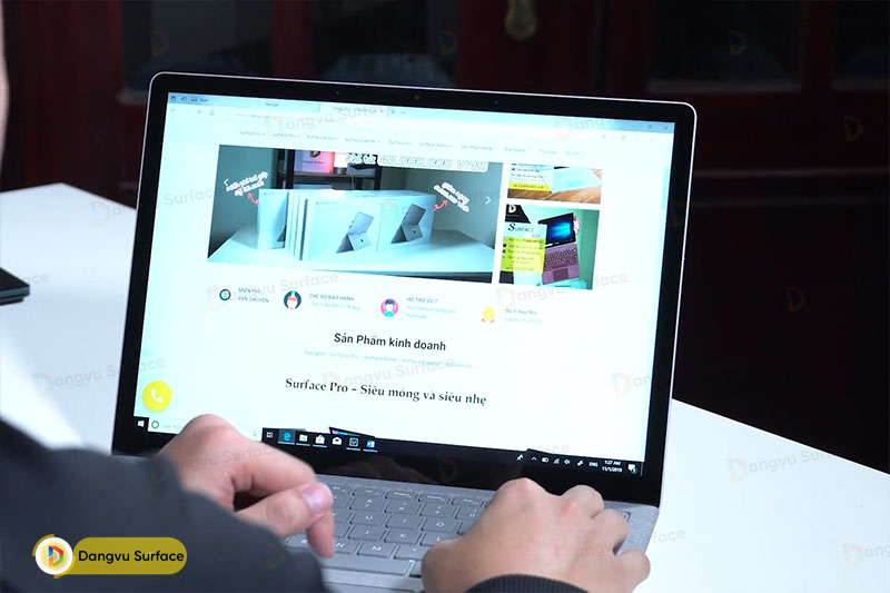Surface Laptop 2 có thông số kỹ thuật tốt, cho hiệu năng ổn định, phù hợp mọi công việc