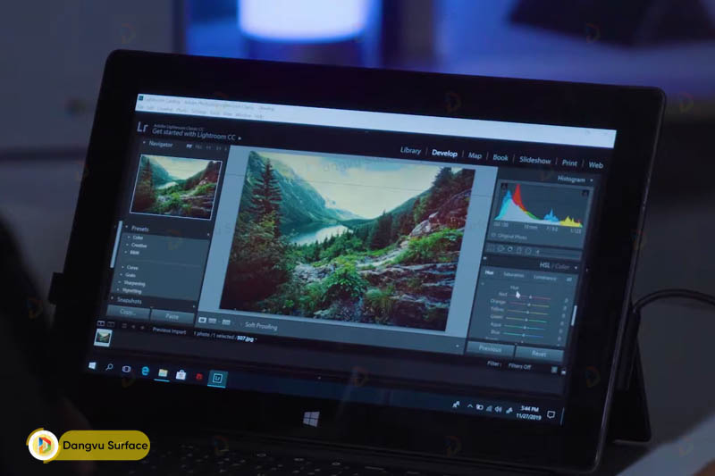 Surface New thì chỉ hơn LikeNew một chút về độ mới và bảo hành dài hơn