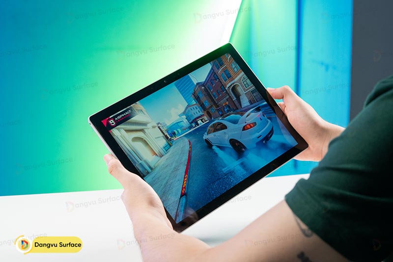 Surface Pro 7 vẫn là một chiếc laptop mạnh mẽ ở thời điểm hiện tại