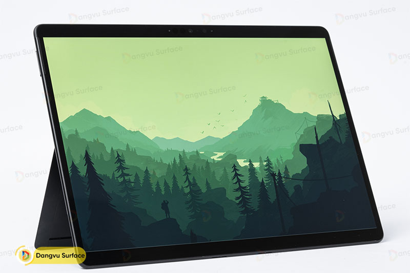 Màn hình Surface Pro 8 sẽ đẹp mặt hơn, chất lượng hiển thị tốt