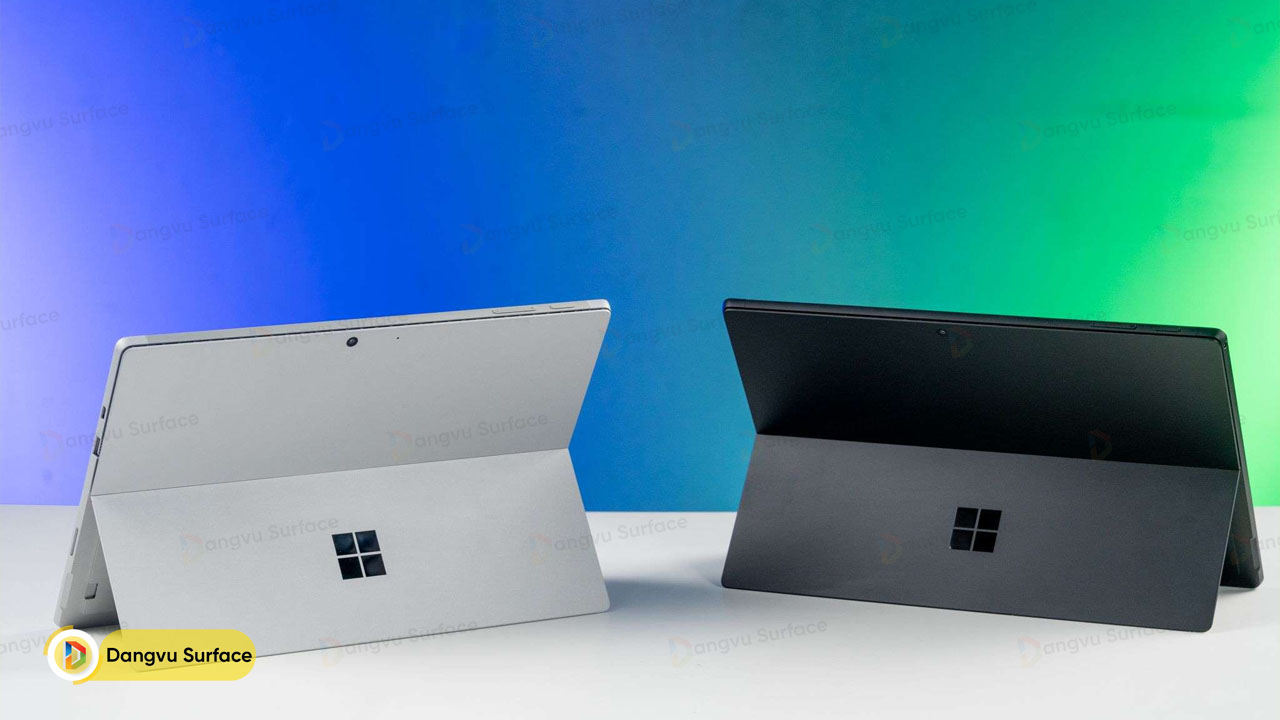 Mua Surface Pro 7 hay Surface Pro 8