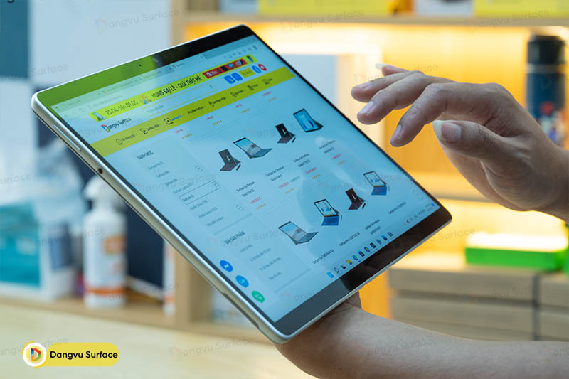 Surface Pro 8 giá từ 20.000.000 VNĐ - 60.000.000 VNĐ (đối với từng dòng core và RAM khác nhau)