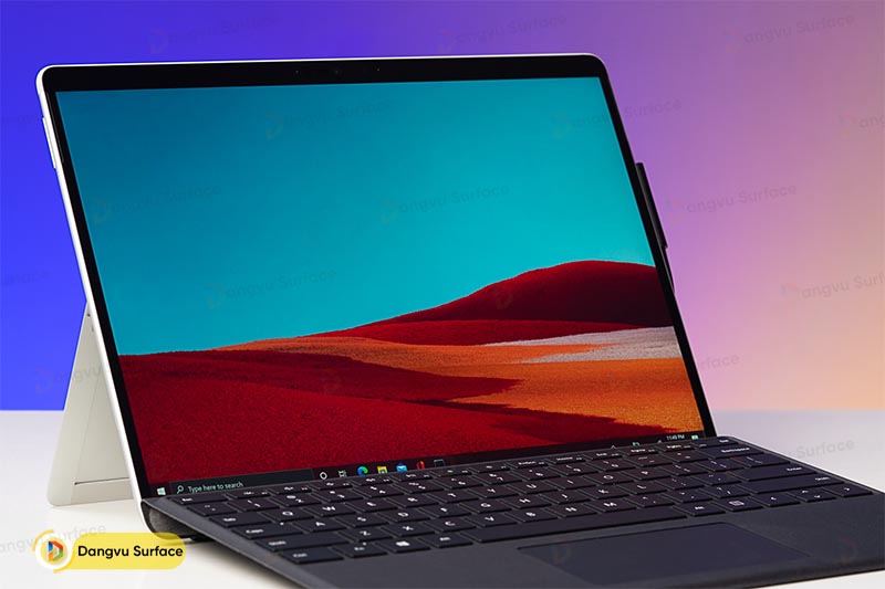 Surface Pro X: Chân dùng chiếc Pro đẹp nhất nhà. Màn hình hiện đại, tràn viền. 2 cổng Type C đa kết nối