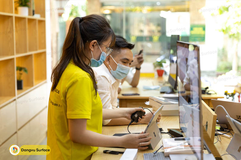 Chính sách 6 Tháng Bảo Hành được Đăng Vũ áp dụng cho những dòng Surfae Cũ